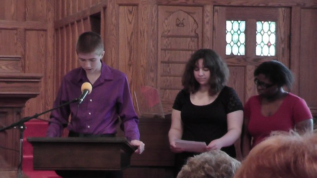 Members of the Youth group share the 18:20 plan and extend the invitation to join in fellowship before Sunday School.